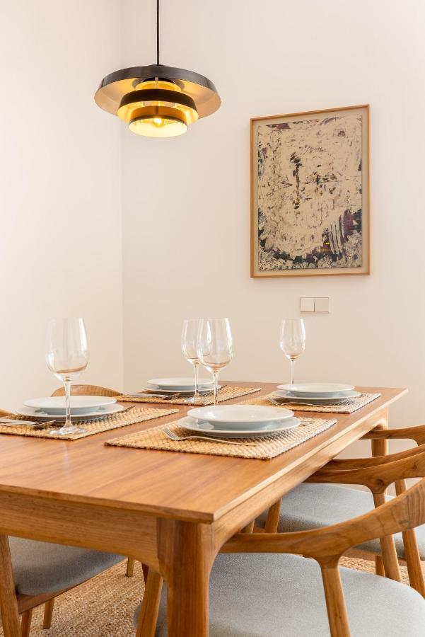 Appartement Sunny Loft In Downtown Porto With Private Parking Extérieur photo