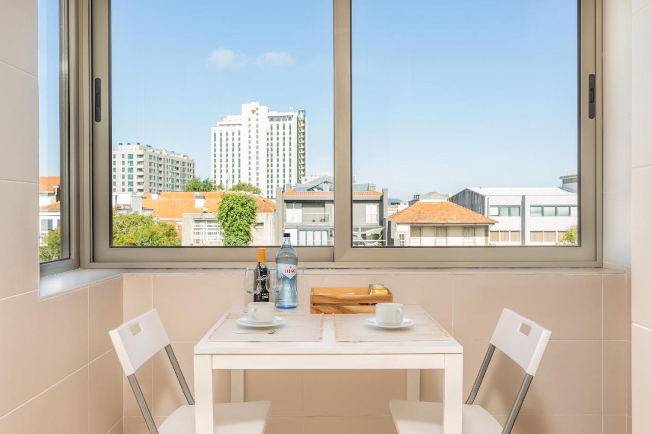 Appartement Sunny Loft In Downtown Porto With Private Parking Extérieur photo